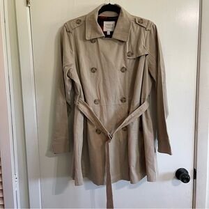 Torrid Women's Beige Trench Coat With Red Plaid Lining NWT